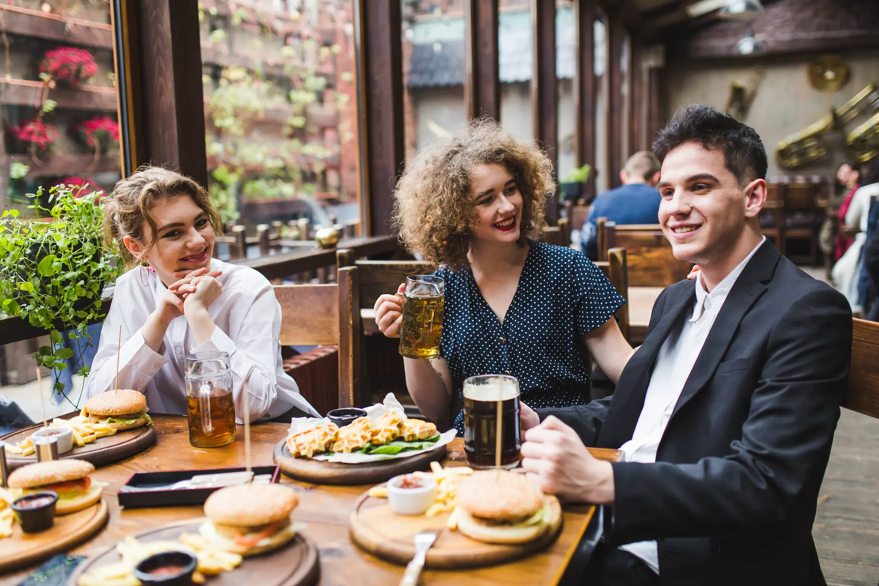 Gestão Da Folha De Pagamento Para Bares E Restaurantes Sem Complicações - Contabilidade em Campinas -SP | Vilac Contabilidade